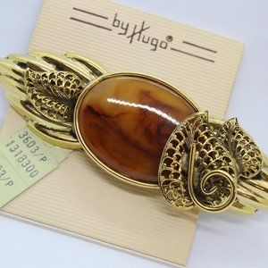 Brown stone brooch pin  by Hugo